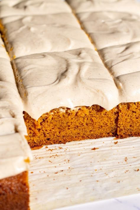 Pumpkin sheet cake with brown butter cream cheese icing is one of those desserts that is just as good as it sounds… the pumpkin sheet cake is spiced, moist, and comes together in just one bowl (big one bowl sheet cake fans!). While the cake is baking, we make a brown butter cream cheese icing. Pumpkin Sheet Cake, Butter Cream Cheese Frosting, Homemade Pumpkin Puree, Pastry And Bakery, No Cook Desserts, Pound Cake Recipes, Cake With Cream Cheese, Pumpkin Dessert, Pumpkin Cake