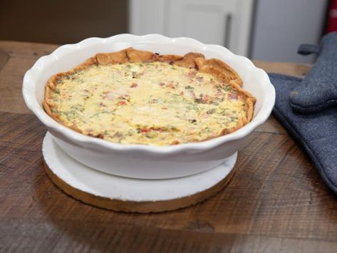 Martina Mcbride Recipes, Red Pepper Quiche, Holiday Bites, Pepper Quiche, Filet Mignon Chorizo, Celebrity Recipes, Martina Mcbride, Wakey Wakey, Food Network Canada