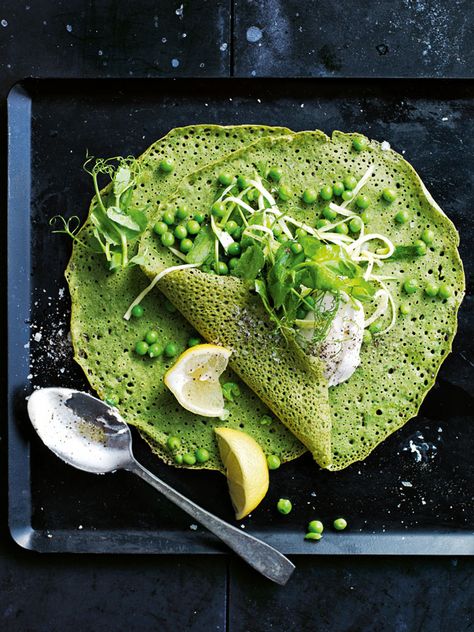 spinach crepes with goat’s curd and zucchini and pea salad Pea Recipes Vegan, Spinach Crepes, Pea Tendrils, Recipes Spinach, Donna Hay Recipes, Recipes Zucchini, Parsley Leaves, Buckwheat Recipes, Recipes Lunch