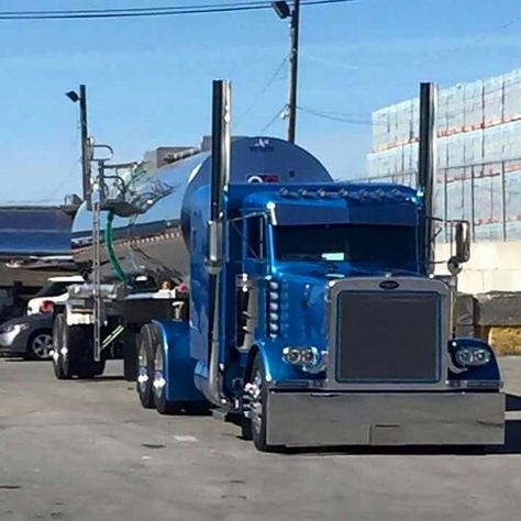 Tanker Yanker, Tanker Truck, Peterbilt 389, Peterbilt 379, Road Train, Built Truck, Tanker Trucking, Peterbilt Trucks, Big Rig Trucks