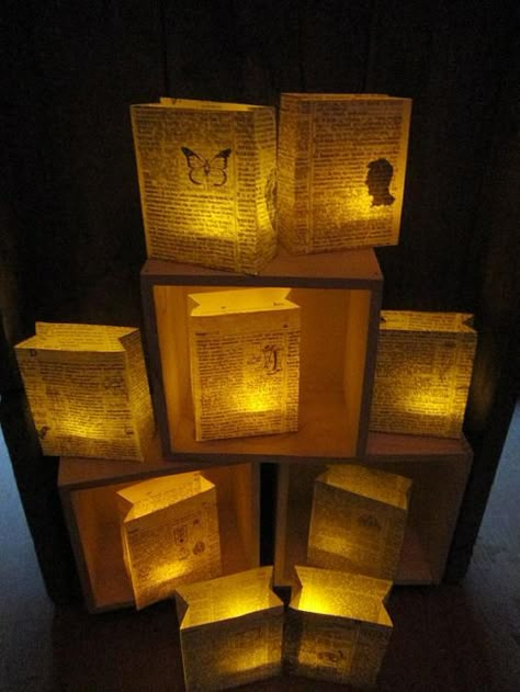 Shakespeare Wedding, Tea Party Birthday Ideas, Book Decorations, Luminaries Bags, Book Centerpieces, Book Themed Party, Book Sculptures, Book Themed Wedding, Literary Wedding