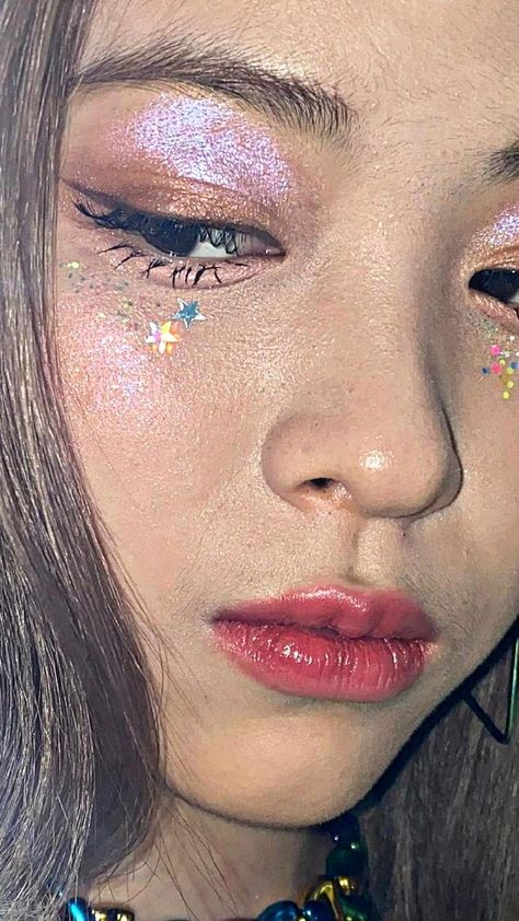 Cakey Makeup, Gym Photos, Kpop Idols, My Account, Makeup Inspo, Nostril Hoop Ring, Maquillaje De Ojos, Kpop Idol, بلاك بينك