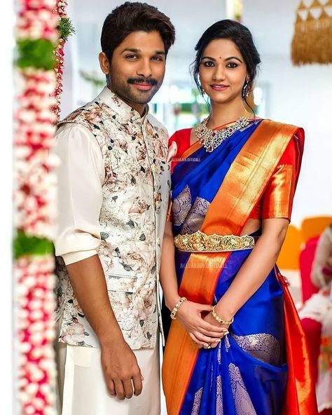 Allu Arjun And Sneha Reddy, Sneha Reddy, Back Pic, South Indian Bride Saree, Reception Outfits, Wedding Dresses Men Indian, Bridal Sarees South Indian, Couple Wedding Dress, Floral Print Jacket