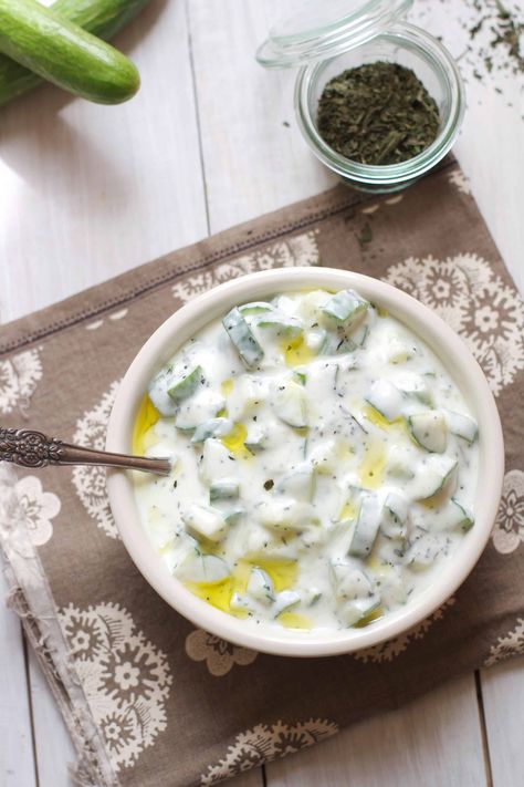 Cucumber Salad With Yogurt, Arabic Dinner, Cucumber Mint Salad, Cucumber Yogurt Salad, Shawarma Chicken, Kong Recipes, Iranian Recipes, Cucumber Yogurt, Syrian Food