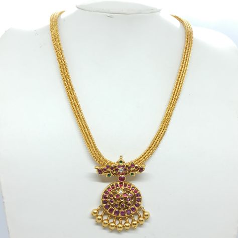 Dollar Chain, Antique Gold Earrings, Black Beads Mangalsutra Design, Gold Jewelry Outfits, New Gold Jewellery Designs, Simple Pendant, Choker Designs, Gold Chain Design, Gold Necklace Indian Bridal Jewelry