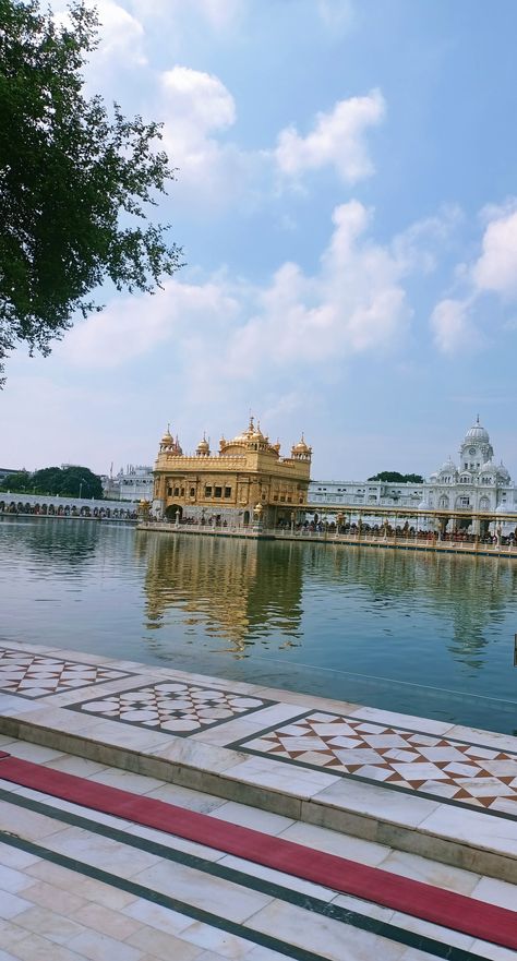 Golden Temple Pictures, Golden Temple Snap, Temple Wallpaper, Golden Temple Wallpaper, Vacation Board, Guru Nanak Photo, Happy Birthday Icons, Guru Nanak Wallpaper, Harmandir Sahib