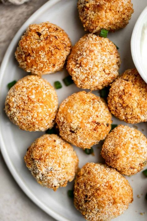 Sweet Potato Croquettes, Sweet Potato Appetizers, Best Thanksgiving Appetizers, Mashed Potato Balls, Baked Appetizers, Creamy Spinach Dip, Apple Chips Baked, Freeze Sweet Potatoes, Caramelized Onion Dip