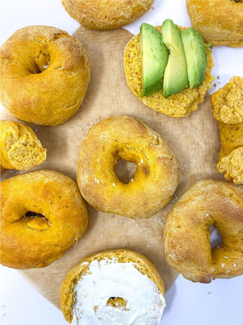 2 INGREDIENTS SWEET POTATO BAGELS! 🥯 Sweet Potato Bagel, 2 Ingredient Bagels, Veggie Tots, Sweet Potato Wrap, Heart Healthy Recipes Low Sodium, Baby Recipe, Bread Toppings, Quick Bread Recipe, Sweet Potato Bread