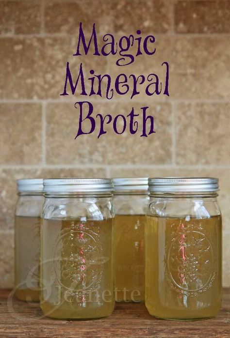 Mineral Broth, Chemo Recipes, Broth Benefits, Homemade Beef Broth, Backyard Homestead, Homemade Bone Broth, Homestead Ideas, Broth Recipes, Homemade Beef