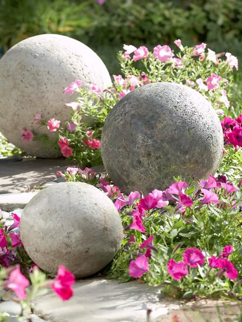 14 of our favorite DIY landscape accents. Concrete Landscaping, Garden Spheres, Diy Concrete, Concrete Projects, Concrete Garden, Have Inspiration, Concrete Diy, Garden Crafts, Garden Ornaments