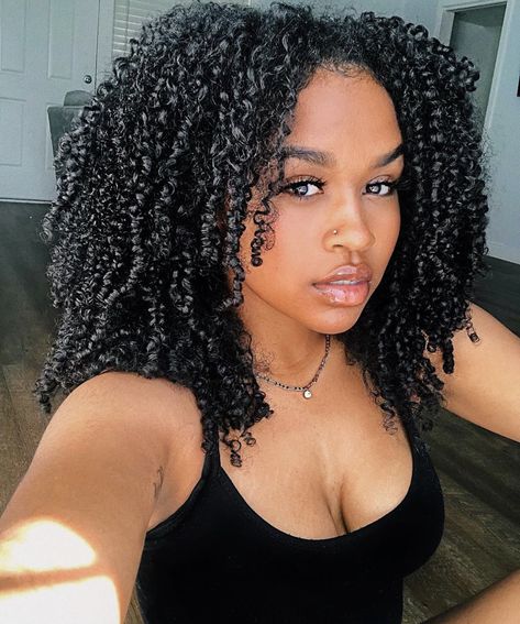 4a Natural Hair, Hair Glam, Cabello Afro Natural, Curls Hairstyles, Beautiful Natural Hair, Pelo Afro, Natural Hair Beauty, 4c Hair, Long Natural Hair