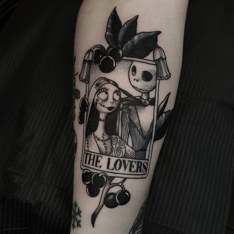 Jack And Sally Tattoos, Sally Tattoo, Tattoo Nightmares, Jack Skellington Tattoo, Tim Burton Tattoo, Jack Tattoo, Romantic Tattoo, Nightmare Before Christmas Tattoo, Christmas Tattoo