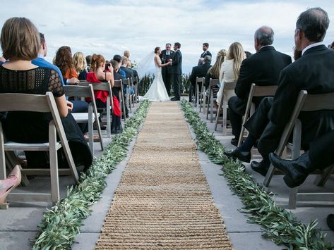 Wedding Aisle Runner Ideas, Aisle Runner Ideas, Diy Wedding Aisle Runner, Wedding Aisle Runners, Wedding Isle Runner, Outdoor Wedding Ceremony Aisle, Burlap Aisle Runner, Wedding Walkway, Wedding Aisle Runner