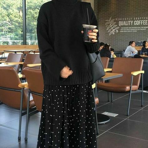 Estilo Hijab, Modern Hijab Fashion, Modest Outfit, Muslim Outfits Casual, Muslim Fashion Hijab Outfits, Hijab Style Casual, Hijabi Fashion Casual, Muslim Fashion Hijab, Hijabi Outfits Casual