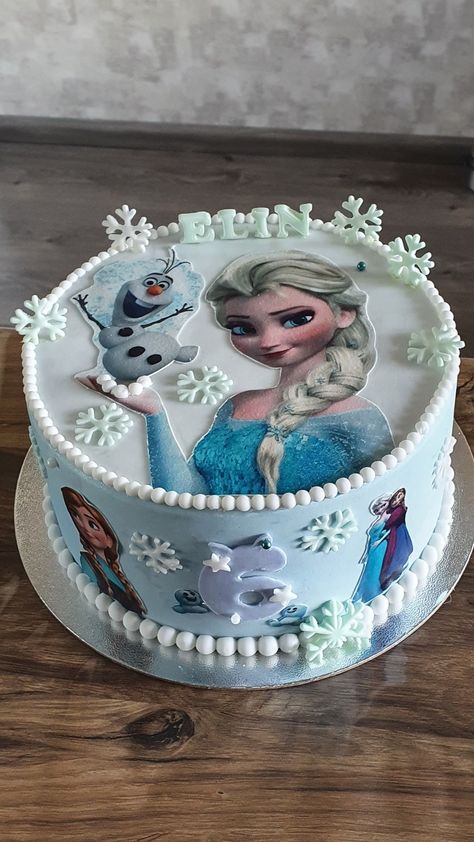 Elsa Frozen Cake Ideas, Elsa Birthday Cake Frozen, Simple Frozen Cake, Cake Elsa Frozen, Tort Frozen, Easy Frozen Cake, Frozen Cake Ideas, Elsa Torte, Elsa Birthday Cake