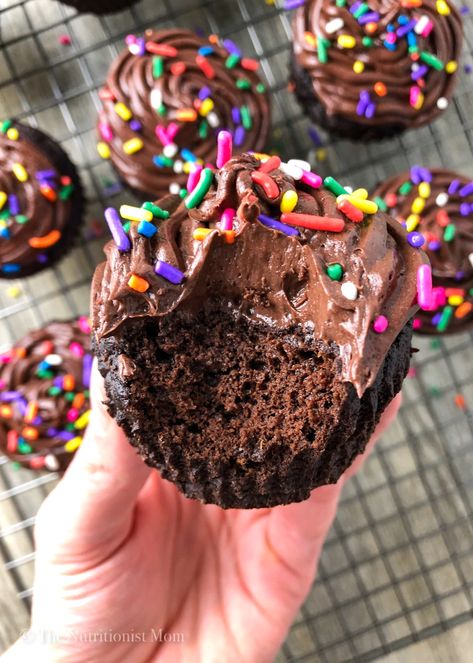 Protein Frosting, Protein Cupcakes, Protein Baking, High Protein Desserts, Protein Cake, Protein Treats, Protein Muffins, Protein Powder Recipes, Low Carb Low Sugar