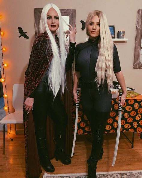 Aelin Galathinus or Celeana Sardothien and Manon Blackbeak costume. Throne of glass series. Sarah J. Maas. Aelin Galathynius Halloween Costume, Throne Of Glass Halloween Costume, Manon Blackbeak Costume, Aelin Galathynius Costume, Aelin Costume, Throne Of Glass Cosplay, Aelin Galathynius Cosplay, Aelin Cosplay, Costume Box