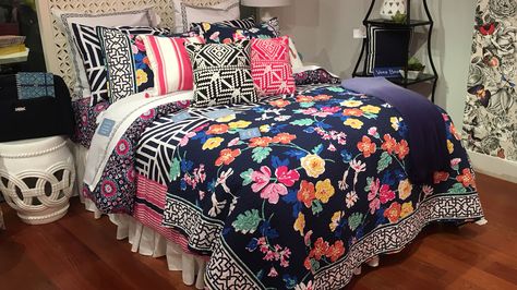 Vera Bradley launches its first bedding collection — see our favorite items! White Washed Bedroom Furniture, Vera Bradley Bedding, Rooms To Go Kids, Bedroom Sanctuary, Domino Magazine, New Bedding, Pretty Room, Remodel Bedroom, Panel Bed