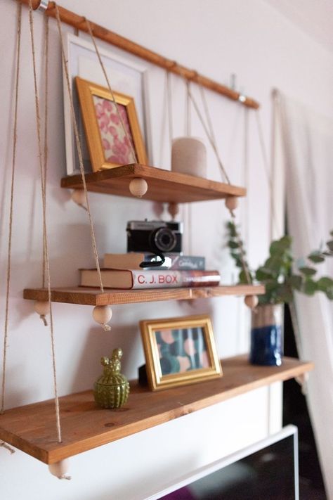 Hanging Shelves Ideas, Hanging Rope Shelves, Swedish Home, Skate Ramp, Tv Fal, Swedish Kitchen, Shelves Ideas, Diy Hanging Shelves, Diy Accent Wall