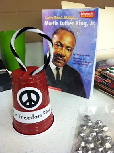 Exciting Outfits, Bell Outfits, Martin Luther King Jr Crafts, Mlk Crafts, Martin Luther King Activities, Mlk Activities, Martin Luther King Jr Activities, Dove Peace, King Craft