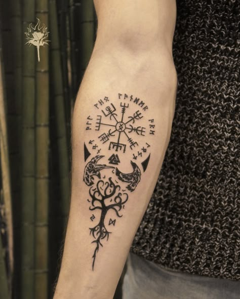 Vesvigir Tattoo, World Tree Yggdrasil, Yggdrasil Tattoo, Viking Tattoos For Men, Odin Tattoo, Tattoo Celtic, Viking Tattoo Symbol, Mystical Tattoos, Viking Wolf