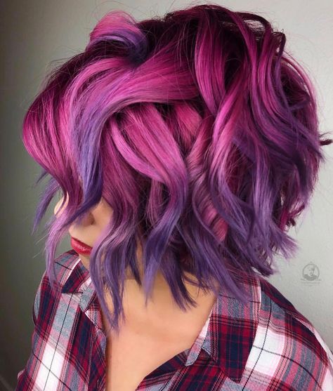 Every day, our editors scour Instagram to find the best, most beautiful and inspiring hair. We aim to showcase your talents while also featuring others whose work might help you along your hair journey. Short Bangs, Hair Color Purple, Bright Hair, Hair Color Pink, Funky Hairstyles, Short Hair Color, Hair Dye Colors, New Hair Colors, Cool Hair Color