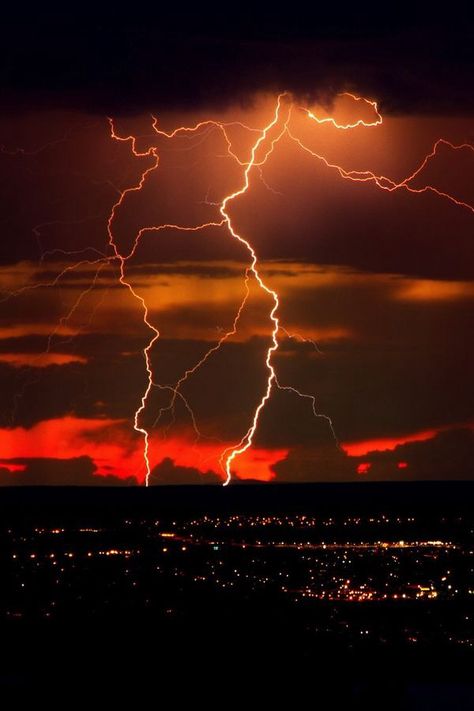 Lightning Lights In The Sky, Lightning Storms, Lightning Photography, Wild Weather, Thunder And Lightning, Lightning Storm, Lightning Strikes, Storm Clouds, Natural Phenomena