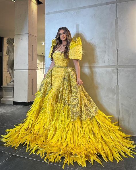 Yellow Fever? Catch it with these two feathered beauties💛✨ #eveningdress #gowns #yellow #dresses #walone Yellow Fever, Yellow Dresses, Stunning Prom Dresses, Instagram Dress, فستان سهرة, Glam Dresses, Evening Dresses, Party Dress, Prom Dresses