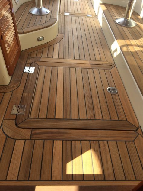 A Prime example of a Custom Teak Deck aboard a High End Yacht, the Hinckley 40. Boat Deck Ideas, Boat Flooring Ideas, Cabin Cruiser Boat, Yacht Flooring, Teak Deck, Marine Flooring, Boat Interior Design, Sailboat Living, Teak Flooring