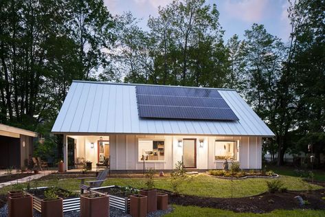 Prefab homes you can buy right now - Curbed Tiny Home Kits, Pre Fab Homes, Floor Plans Tiny House, Small House Kits, Prefab Cottages, Granny Cottage, Passive House Design, Prefab Modular Homes, Prefab Houses