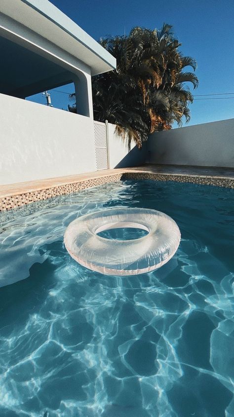 Swimming Pool Images, Swimming Pool Pictures, Pool Picture, Pool Builders, Summer Pool, Plunge Pool, Pool Days, Summer Dream, Summer Photos