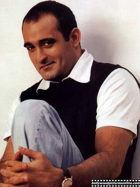 Akshaye Khanna Akshay Khanna, Akshaye Khanna, Man Actor, Vinod Khanna, Heroes Actors, Chilled Beer, India Images, Birthday Wishes, Singers