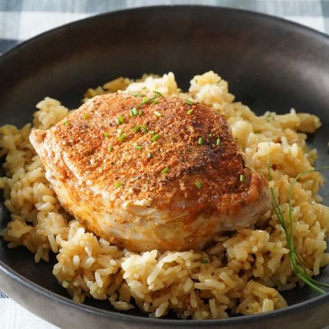 Instant Pot Pork Chops & Rice - A Pressure Cooker Kitchen Instapot Pork Chops, Gluten Free Pork Chops, Pork Chops Rice, Pressure Cooker Pork Chops, Asian Pork Chops, Pork Loin Chops Recipes, Rice Instant Pot, Pork Chops And Rice, Boneless Pork Chop Recipes