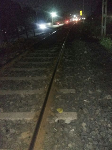 Train Track Background, Train Tracks At Night, Train Track Aesthetic, Alex Core, Line Pic, Rail Road, Aesthetic Y2k, Train Tracks, Bye Bye