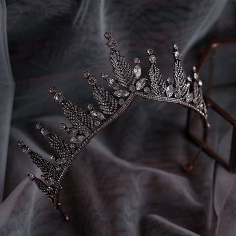 Royalty Core, Crown Aesthetic, Castle Aesthetic, Queen Aesthetic, Royalty Aesthetic, Royal Aesthetic, Tiara Wedding, Headpiece Jewelry, Rhinestone Tiara