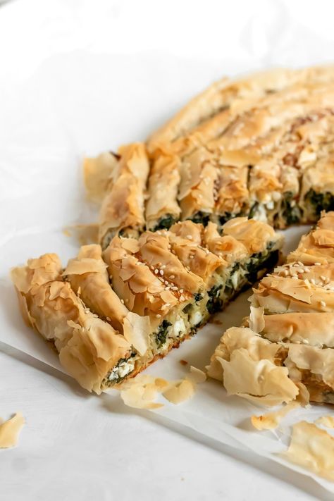 Spanakopita Recipe (Greek Spinach and Feta Pie) Spinach And Feta Pie, Greek Food Recipes, Feta Pie, Spanakopita Recipe, Greek Spinach, Greek Spinach Pie, Greek Cheese, Spinach Pie, Cheese Pie