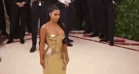 Kim Kardashian Gif, Kardashian Gif, Kim Kardashian Met Gala, Kardashian Met Gala, 10 Life Lessons, Jenner Family, Kim Kardashian West, Kardashian Jenner, Famous Women