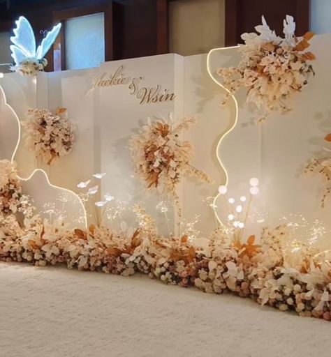 Wedding Entrance Ideas💡 Indoor Wedding Theme Ideas, Wedding Party Decorations Indoor, Wedding Decorations Indoor Simple, Simple Wedding Decorations Indoor, Indoor Wedding Backdrop, Wedding Entrance Ideas, Engagement Backdrop, Indoor Wedding Decorations, Filipiniana Wedding