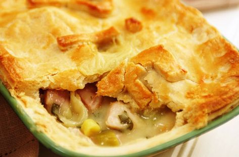 Hairy Bikers' Shropshire Fidget Pie recipe. Traditional British pie recipe made with ham and cooking apples from Si and Dave's new show The Hairy Bikers Food Tour of Britain Turkey And Ham Pie, Ham And Leek Pie, Target Recipes, Ham Pie, Turkey Pie, Leek Pie, British Cooking, Favorite Pie Recipes, Turkey Ham