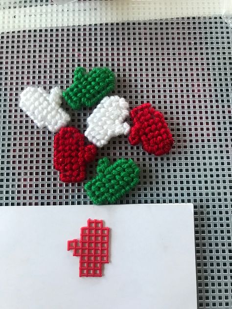 Plastic Canvas Miniatures, Mini Plastic Canvas Patterns, Plastic Canvas Mitten Pattern, Plastic Canvas Patterns Free Magnets, Plastic Canvas Earrings Pattern, Plastic Canvas Christmas Ornaments Free, Plastic Canvas Snowflakes, Christmas Plastic Canvas Patterns Free, Plastic Canvas Christmas Ornaments