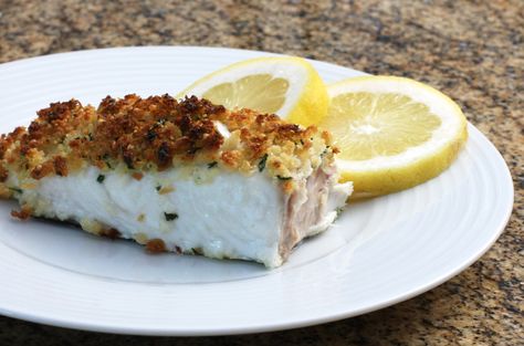 Quick and Easy Halibut Fillets With a Buttery Crumb Topping Baked Red Snapper, Crumb Topping Recipe, Baked Halibut, Red Snapper Recipes, Snapper Recipes, Best Fish Recipes, Halibut Recipes, Seasoned Bread Crumbs, Red Snapper