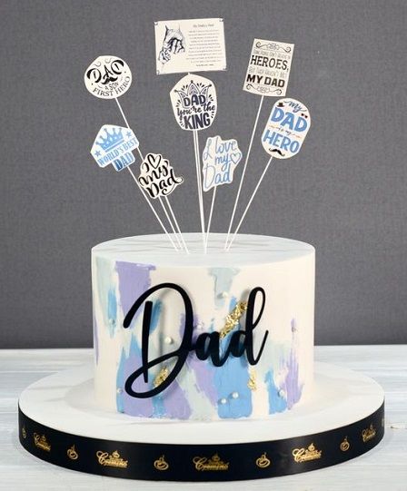 birthday cake for father Happy Birthday Papa Cake, Birthday Cake For Papa, Best Birthday Cake Designs, Birthday Cake For Father, Cakes Aesthetic, Cake Bday, Happy Fathers Day Cake, Comic Cake, Father's Day Cake