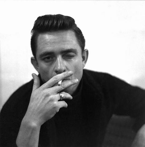 Johnny Cash Poster, Johnny Cash Tattoo, Johnny Cash June Carter, June Carter Cash, Johnny And June, Very Important Person, Man In Black, Joan Baez, Musica Rock