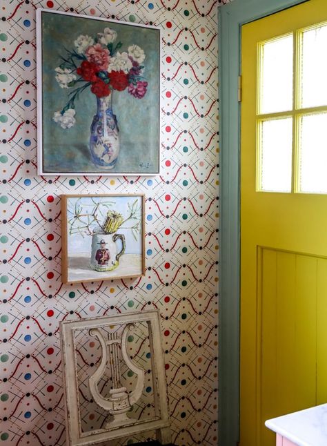 Anna Spiro Wallpaper, Anna Spiro Interiors, Farm Bathroom, Colorful Rooms, Anna Spiro, Downstairs Loo, Decoration House, With Wallpaper, Beautiful Rooms