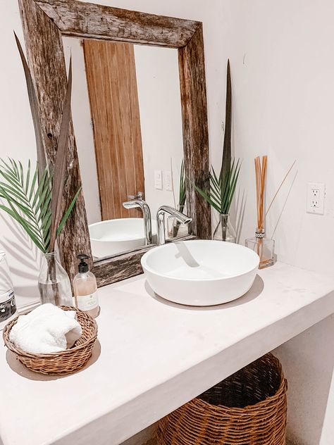 Boutique Hotel Decor Ideas, Tulum Hotel Room, Tulum Apartment Decor, Tulum Interior Design Bathroom, Tulum Design Inspiration, Tulum Inspired Decor, Boutique Hotel Decor, Tulum Bathroom Design, Tulum Inspired Bathroom