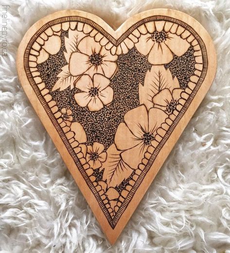 a wood slice with a bunch of flowers and leaves wood burned on it. Wood Burning Heart, Steve Simpson, Stippling Technique, Wood Burned Art, Wood Staining, Valentines Coasters, Strawberry Flowers, Woodburning Ideas, Wood Burning Techniques