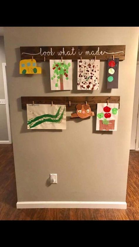 Refurbishing Furniture, Koti Diy, Displaying Kids Artwork, Art Display Kids, Childrens Artwork, Look What I Made, Toy Rooms, Artwork Display, Refurbished Furniture