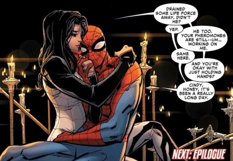 Esa escena es tan bonita...💕✨ Silk Spiderman, Silk Marvel, Spider Silk, Spectacular Spider Man, Marvel Images, Marvel Spiderman Art, Spiderman Comic, Marvel Comics Art, Comic Collection