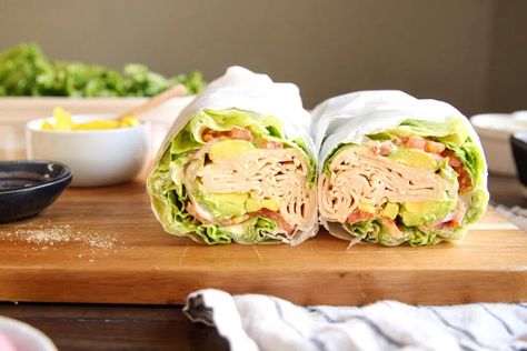 7 Ways to Make a Whole30 Sandwich - The Whole30® Program Easy Whole30 Lunch, Whole 30 Sandwich, Whole 30 Lunches For Work, Paleo Sandwich, Lunchtime Meals, Whole 30 Lunch, Avocado Sandwich, Deli Sandwiches, Bacon Avocado