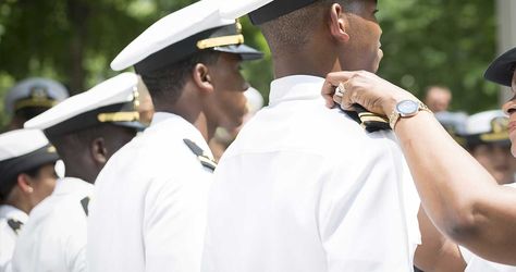 Naval Academy Commissioning Week: What Parents Need To Know: A City Celebrates – USNA’s Rich History in Annapolis and Saluting Our Newly-Commissioned Graduates. After four years of rigorous academic study and military training, Naval Academy graduation week arrives every May with fanfare and  ...https://www.annapolisinn.com/naval-academy-commisioning-week  
#navalacademy #usnavalacademy #stjohnscollege #Marylandgetaway #travelinspiration Usna Commissioning Week, Annapolis Naval Academy, St Johns College, Naval Academy, Military Training, Navy Marine, History Photos, The Eighth Day, Marine Corps